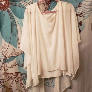Whits flowy top